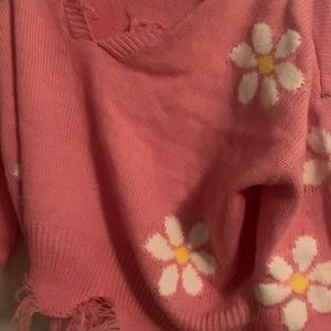 Crop top. Pink with white daises. Size small.